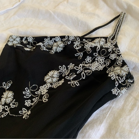 SOLD Stunning Vintage Y2K Asymmetrical Beaded Dress Cache Sz 6 - Picture 10 of 16